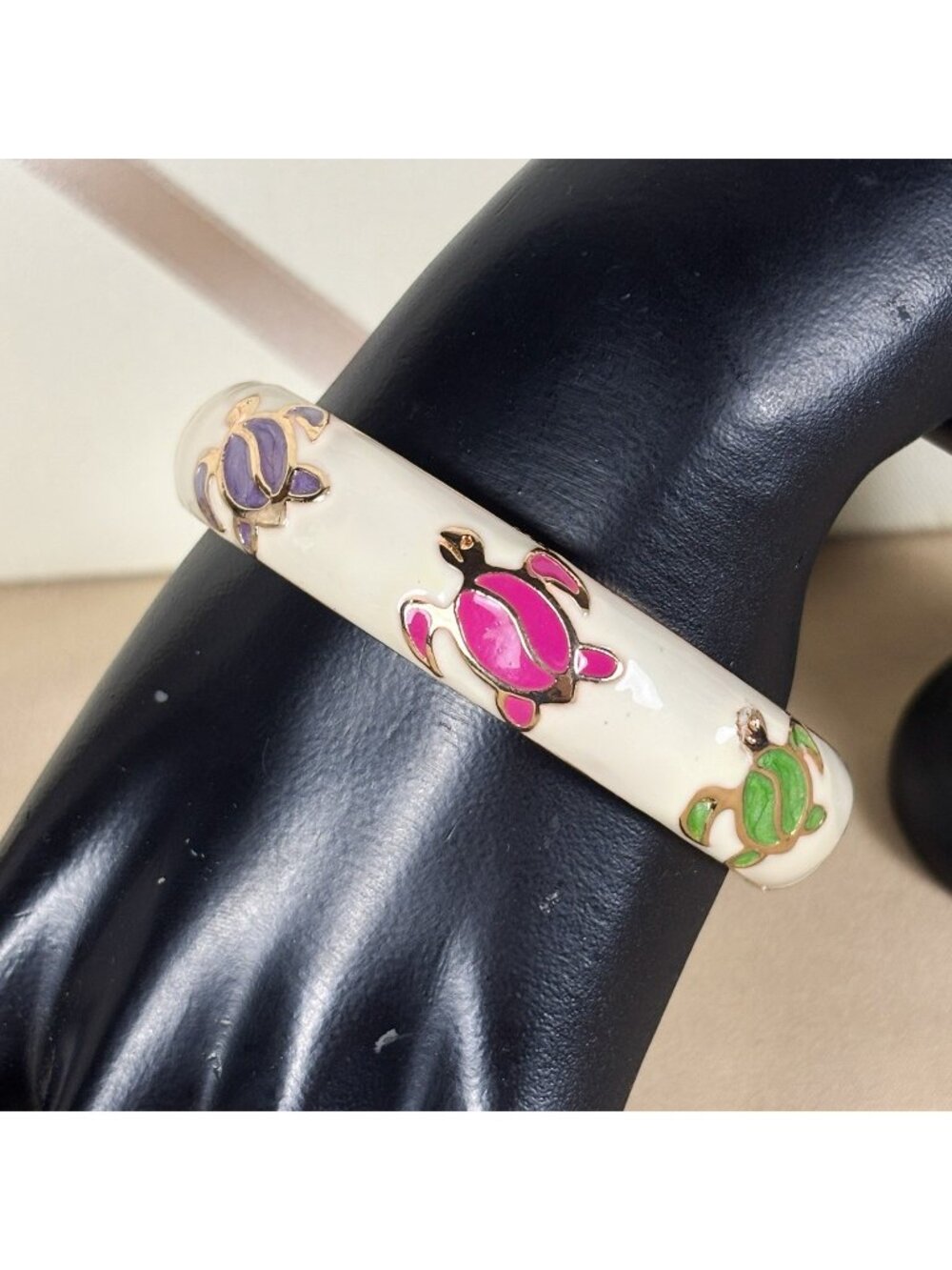 VTG Jiu Long Xing Sea Turtle Enamel Clamper Bangle Purple Pink Green 7 C54